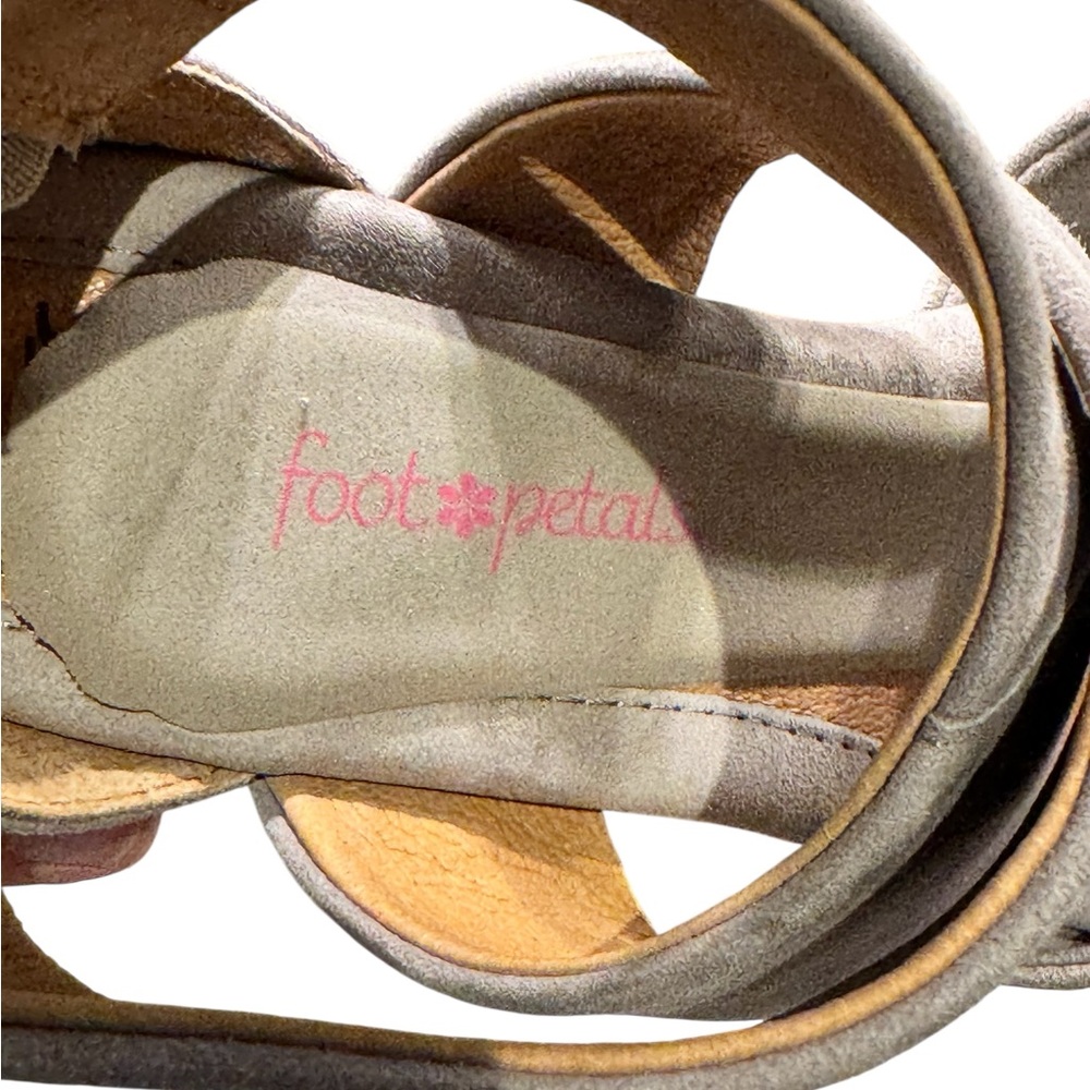 SOFFT Sanielle Gray Suede Wedge Sandals - Comfortable Strappy Platforms, 9B - Picture 10 of 11